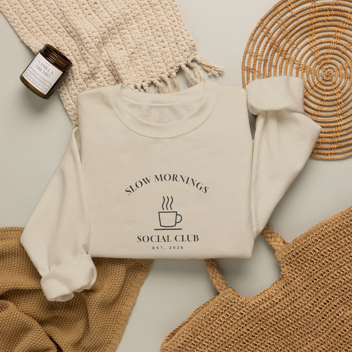 Sudadera bordada Slow Mornings Social Club