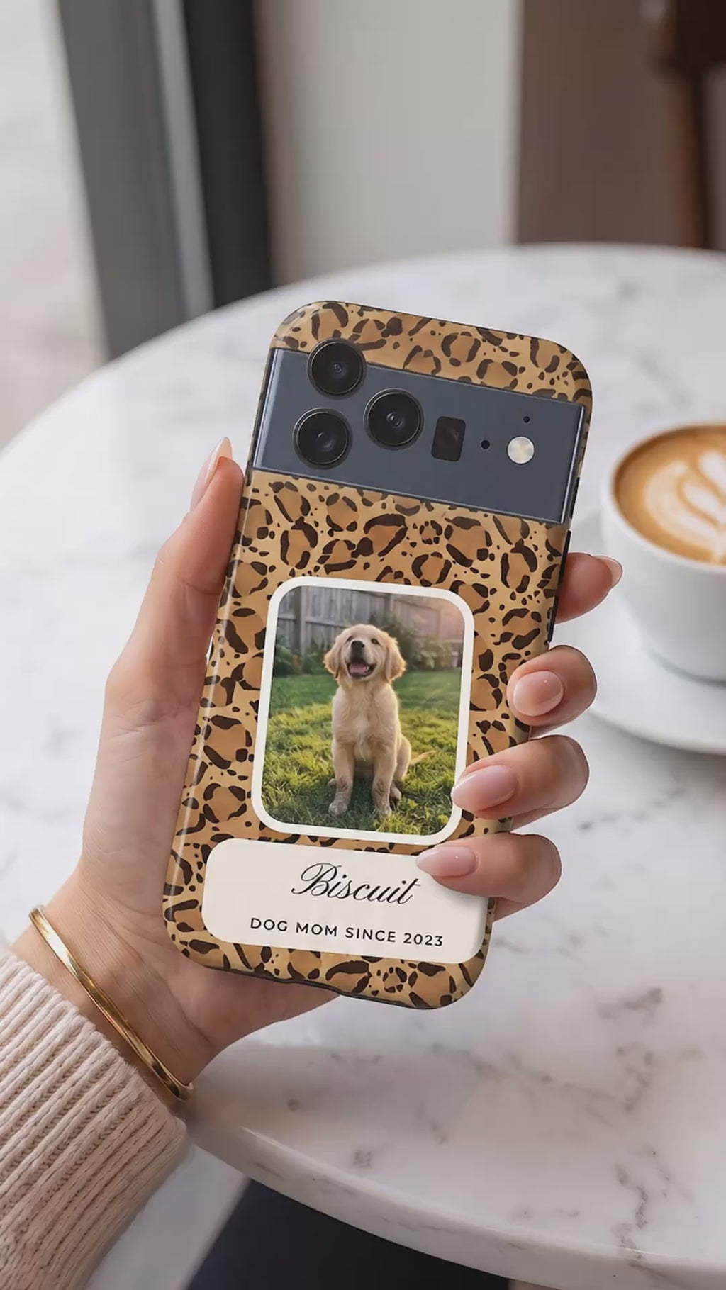 Video: framed design phone case in a café